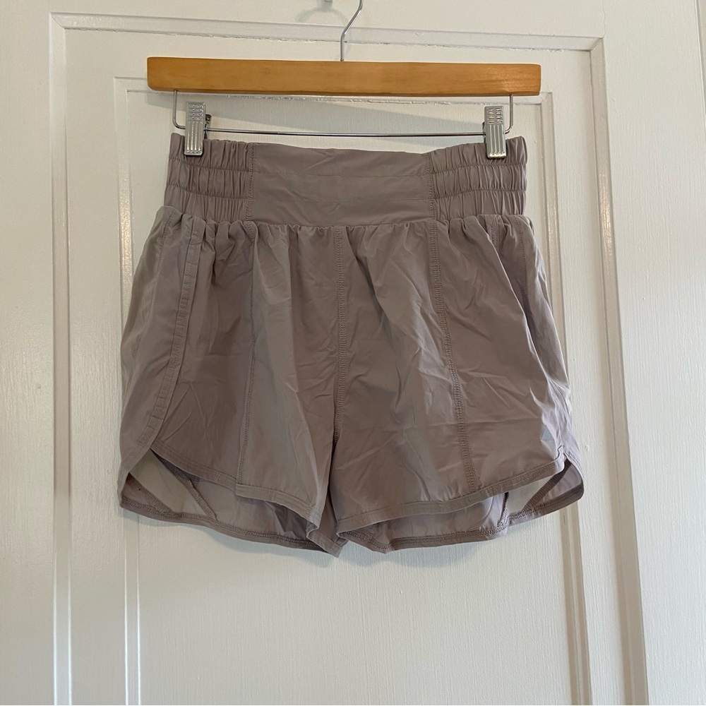 Balance Athletica Breeze athletic shorts - Picture 2 of 5